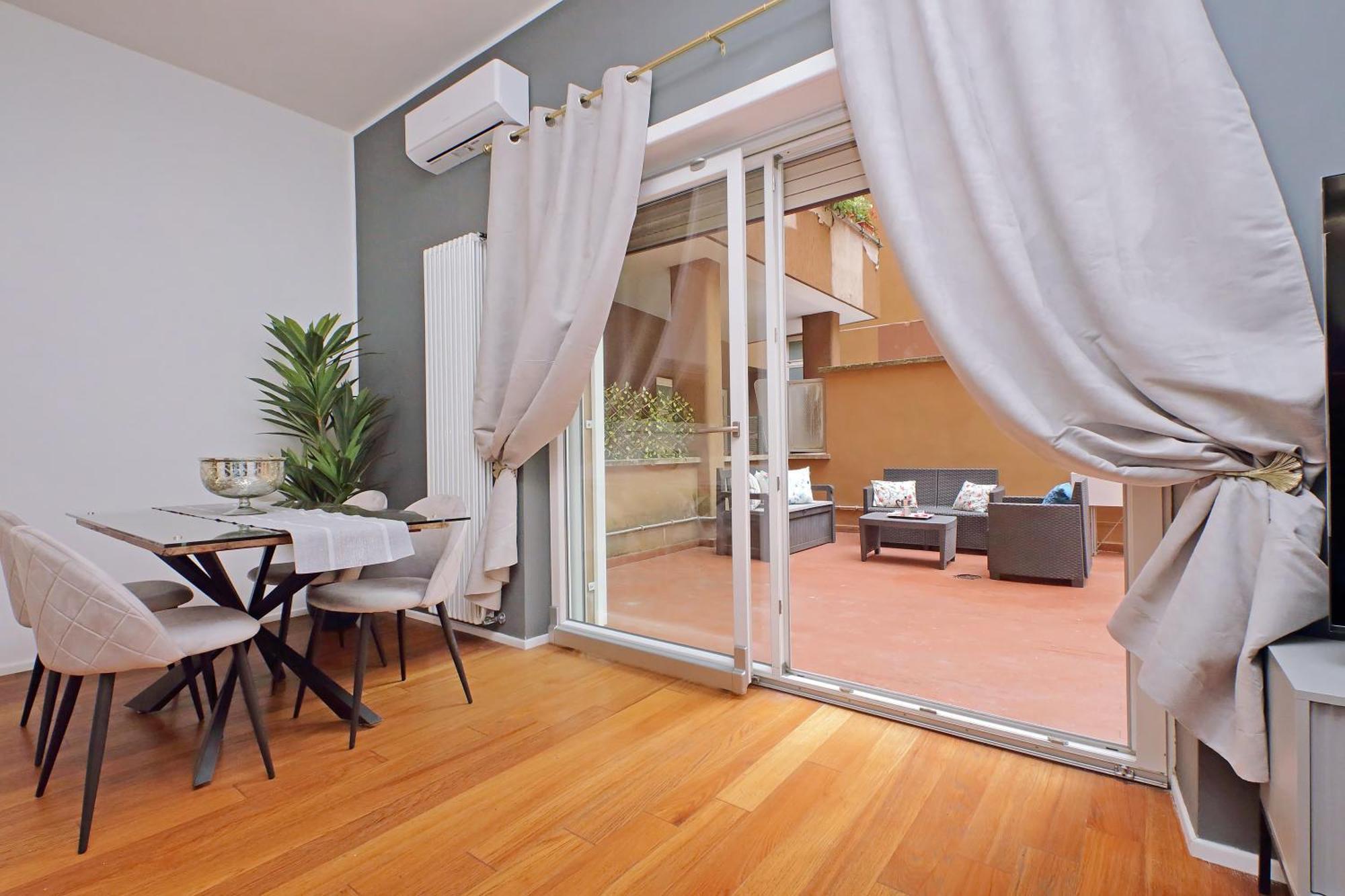 New With Terrace - 150m Metro A Appartamento